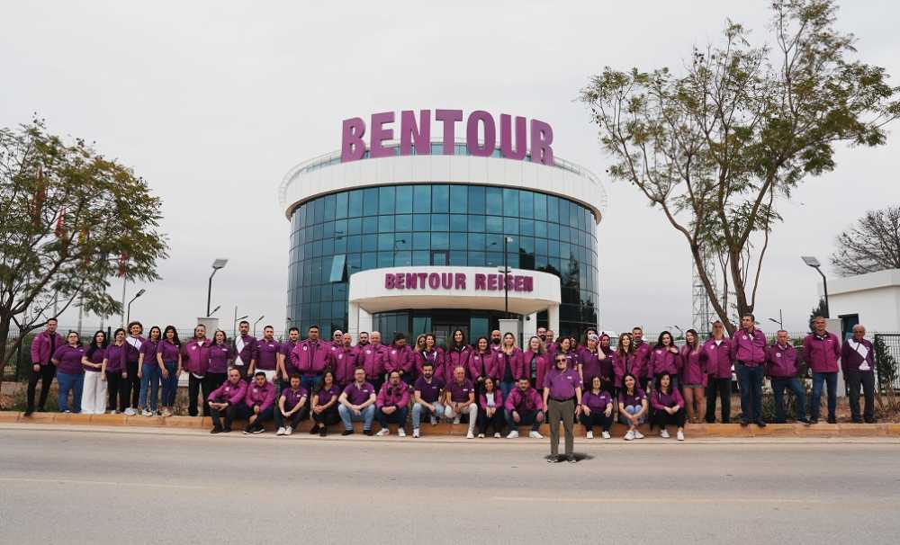 Bentour Reisen, Antalya’da modern binasında hizmet vermeye başladı.