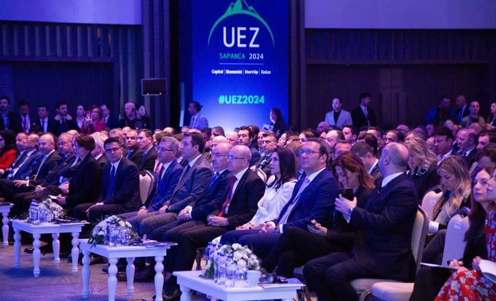 UEZ 2025’te bu yılın teması “Değişen Küresel Gerçekler ve Gelecek 5.0” olarak belirledi. 