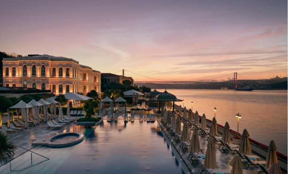 FOUR SEASONS HOTELS ISTANBUL’A FORBES TRAVEL GUIDE’DAN “BEŞ YILDIZ” ÖDÜLÜ