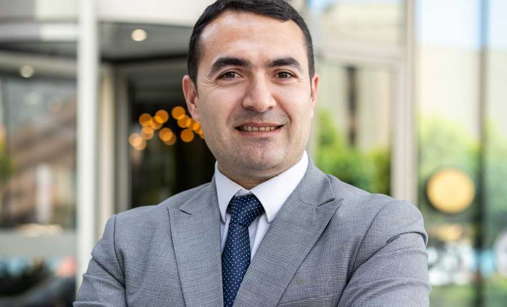 Tolga Kahraman, FourPointsby Sheraton İzmir’in Otel Müdürlüğü görevini üstlendi. 